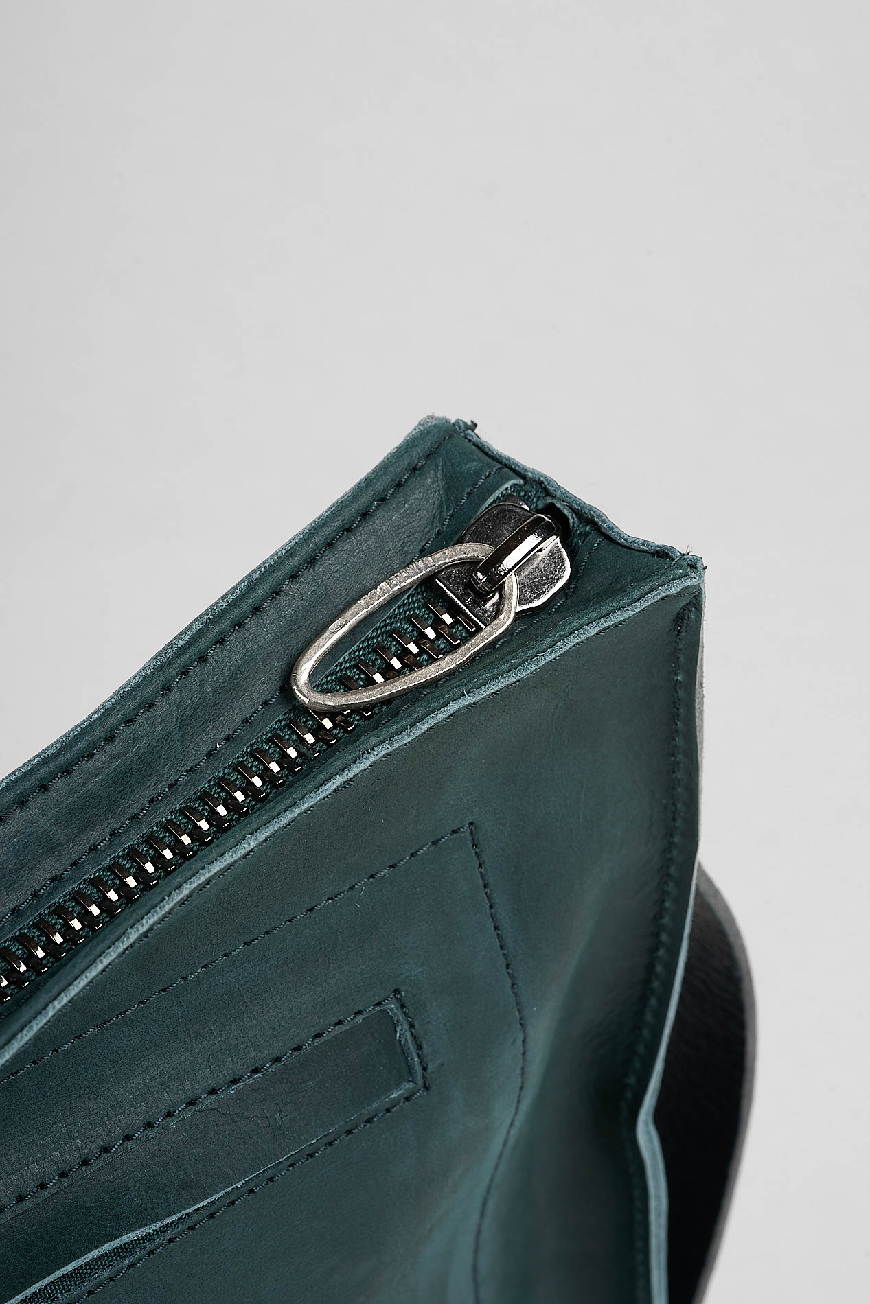 daniele basta leather and silver bags - DETAIL 2